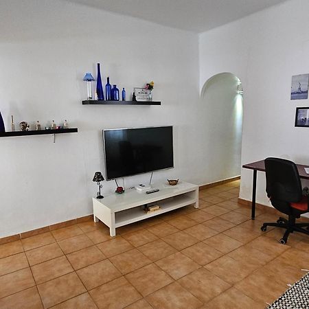 Keka'S Guesthouse - City Centre Santa Cruz de Tenerife Exterior photo